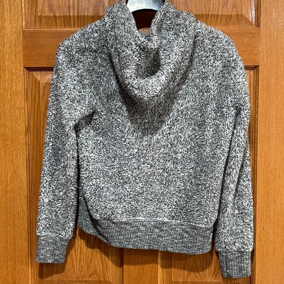 WALLFLOWER GIRL Girl's L 14-16 Pullover Gray Sherpa Fuzzy Warm Hoodie Sweater - Picture 2 of 3